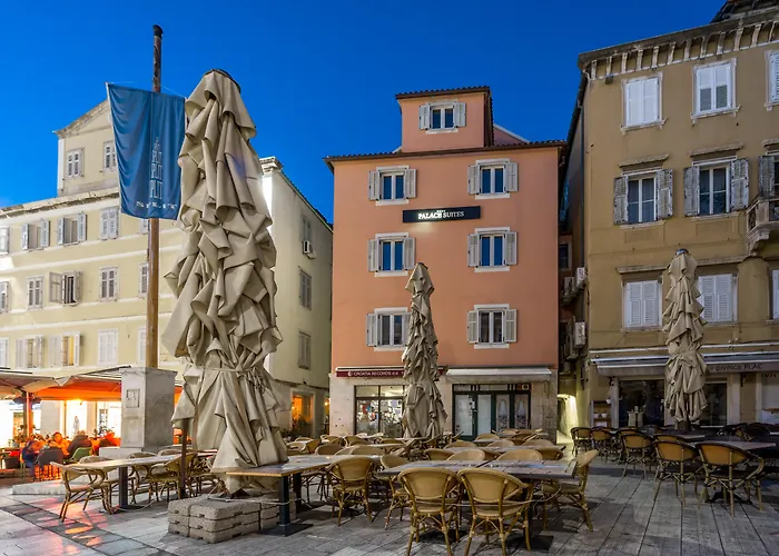 Palace Suites Heritage Hotel - Adults Only